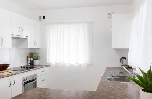Mollymook Beach House | FREE NIGHT. Pay for 2 stay for 3