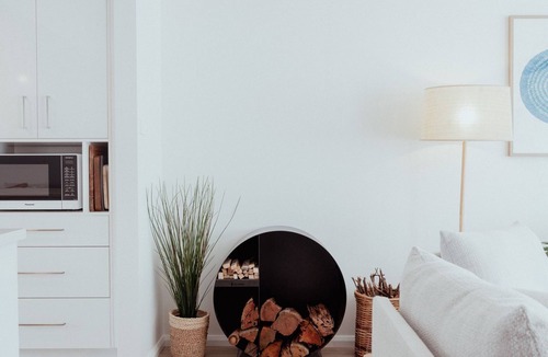 Mollymook Beach House | FREE NIGHT. Pay for 2 stay for 3