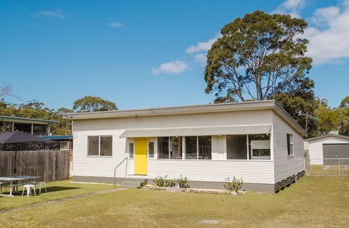 Lake Conjola House | FREE NIGHT. Pay for 2 stay for 3