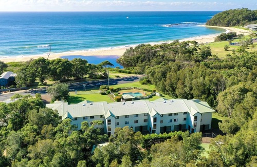Mollymook Beach Apartment | FREE NIGHT. Pay for 2 stay for 3