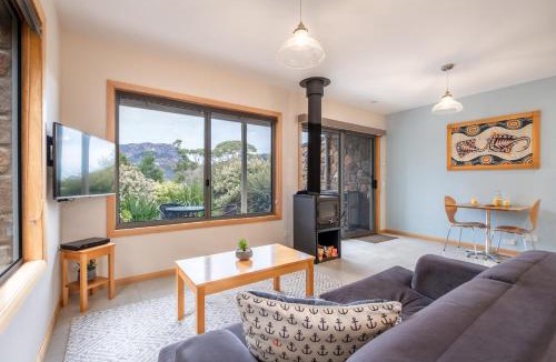 Coles Bay Apartment | Freycinet Stone Studio 6 - Mica