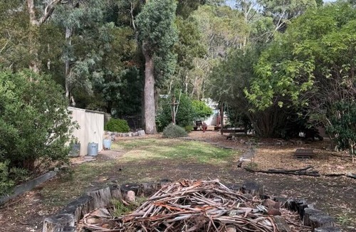 Halls Gap Cabin | Froggy’s Quarters Cabin 6 - Kookaburra