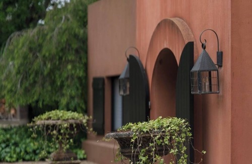 Red Hill Villa | Frogs Pond Vineyard a romantic getaway on the Mornnington Peninsula.