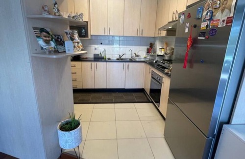 Guildford Apartment | Fully furnished 1 bedroom with shared bathroom with 1 person.