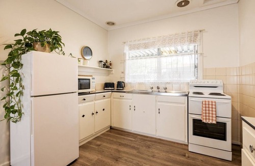 Tanunda Apartment | Functional 2 bedroom unit close to Tanunda Main St