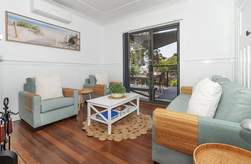 Mallacoota House | Gabo Views waterfront.