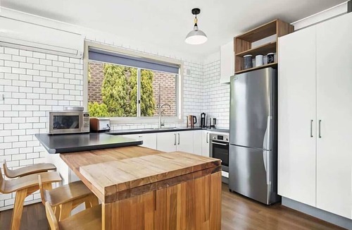 Malua Bay House | George Bass Drive 569 On The Beach Living