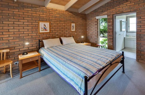Raymond Island House | Getaway