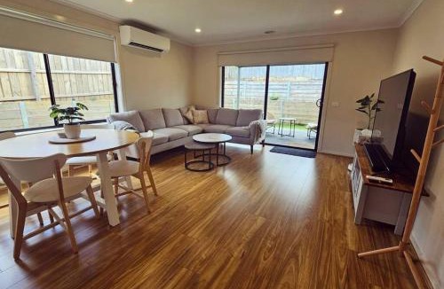 Newborough House | Getaway on Amaroo Way