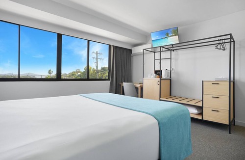 Gladstone Hotel | Gladstone Reef Hotel Motel