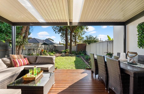 Glandore House | Glandore Charm - Contemporary Haven near CBD & Coast