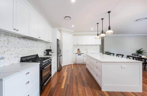 Glass House Mountains House | Glasshouse Retreat QLD