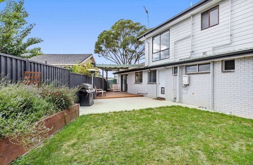 Sebastopol House | Goldfields house Big spacious bright family home