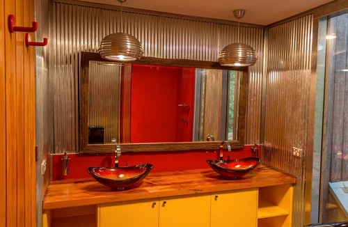 Benwerrin Cabin | Gorgeous Secluded Getaway with Japanese-Inspired Gardens in Lorne, Victoria