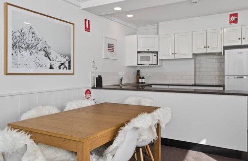 Thredbo Apartment | Granite Peaks 4 - Tranquil Two-Storey Retreat in Woodridge