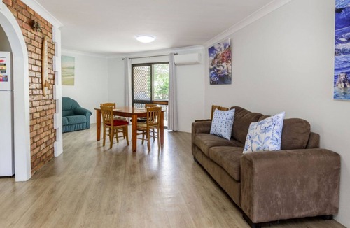 Bongaree Apartment | Great Location Close to Waterfront