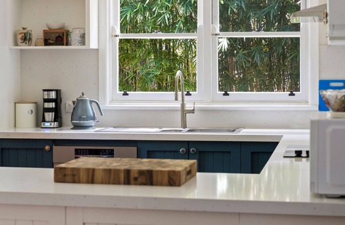 Mount Pleasant House | Greenslopes By Wollongong