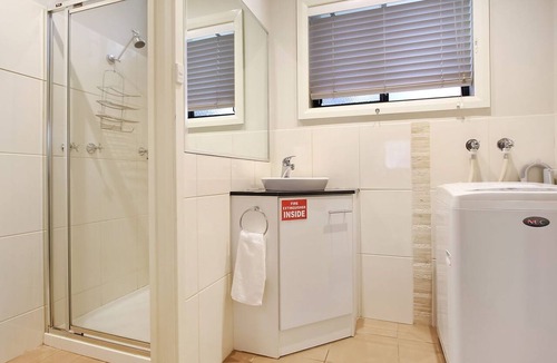 Bright Apartment | Grevillea Gardens Unit 6
