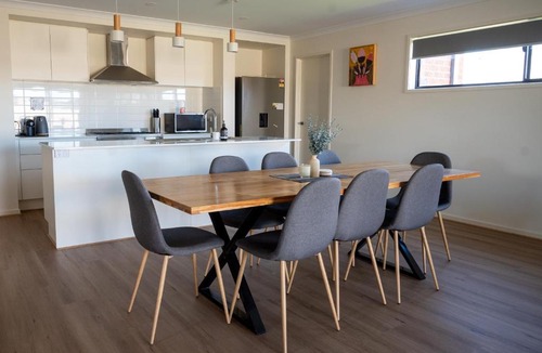 Echuca House | Grevillea House