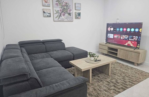 Mickleham House | H & J Comfort Retreat