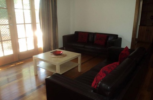 Hahndorf House | Hahndorf 3 Bedroom Retreat - Main Street