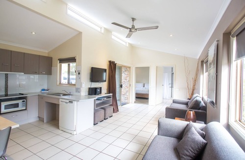 Nelson Bay RV Rental | Halifax Holiday Park
