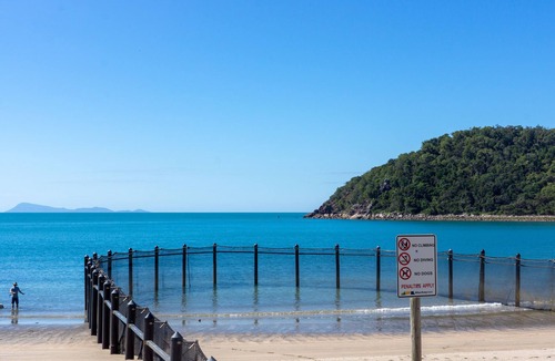 Haliday Bay Cottage | Halliday Bay Resort