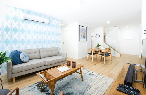 Hampton Apartment | Hampton Lookout Rooftop Terrace with Bay Views