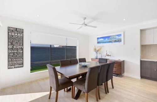 Urangan House | Hamptons Chic at Hervey Bay - Refined Family Getaway