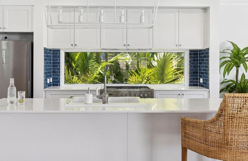 Yamba House | Hamptons House - Heated Pool and Private Pontoon - Holiday Yamba