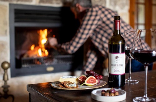 Pokolbin Cabin | Hanging Tree Wines