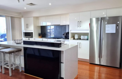 Wallaroo Hotel | Happy Days, Wallaroo