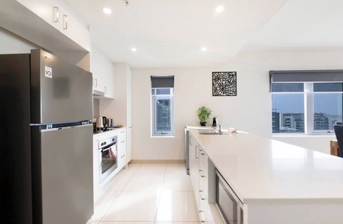 Darwin City Centre Apartment | Harbour Hush Poolside Central Base near Waterfront