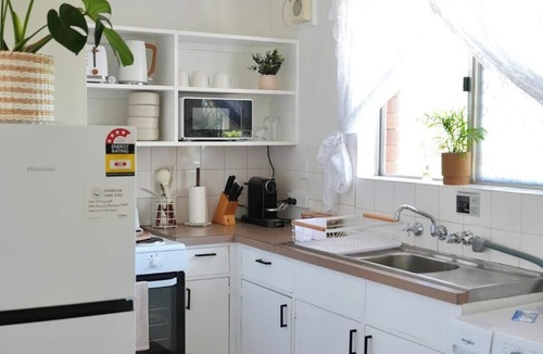 Geraldton Apartment | Harbour Lane Stay – Stylish Coastal Apartment