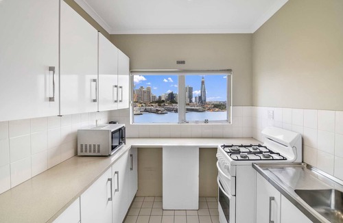 McMahons Point Apartment | HARBOURSIDE 82, PENTHOUSE LEVEL, BEST SYDNEY HARBOUR VIEWS