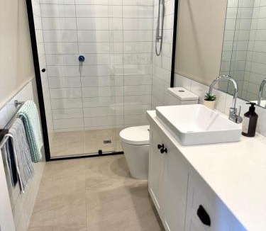 Mansfield Villa | Haven on Hunter Lux Townhouse