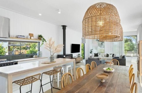 Newhaven House | Haven Stay 4BR Retreat