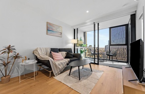 Southbank Apartment | Heart of Southbank, Walk to Crown, Resort style amenities & Free Carpark