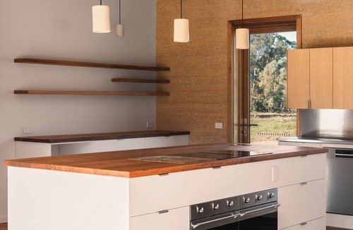 Muckleford House | Hempcrete Homestead - Large Group Family-friendly Nature Escape in Castlemaine