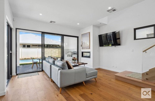 Henley Beach South House | Henley Beachside Getaway with pool and only 300m from the shorelines.