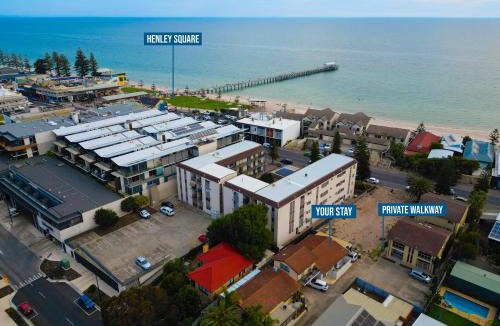 Henley Beach Apartment | Henley Hideaway