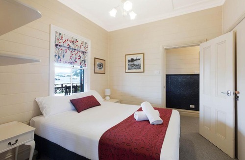 Eden Hotel | Heritage House Motel & Units