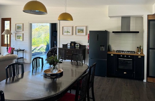 Barrengarry Villa | Highcliff Luxury Villa