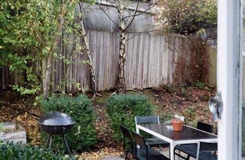 South Launceston House | Hillside Retreat Near Launceston CBD
