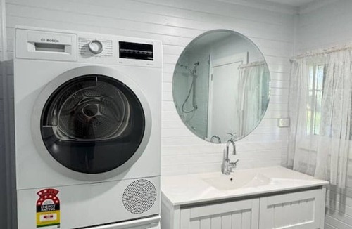 Yass House | Historic charm meets modern amenities in CBD Yass