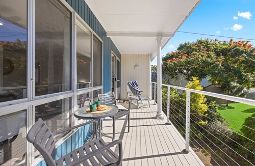 North Haven Apartment | Holiday Haven - club, river, restaurants at your doorstep