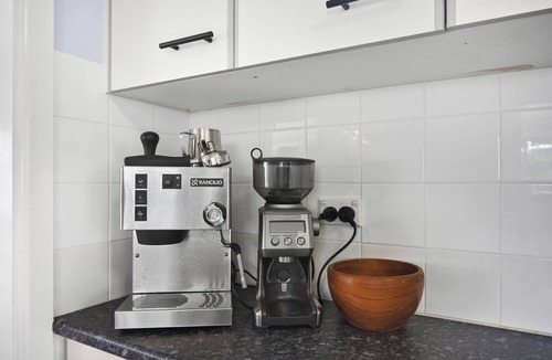 Harrington House | Holiday House a Short Level Walk to River, Pub and Club