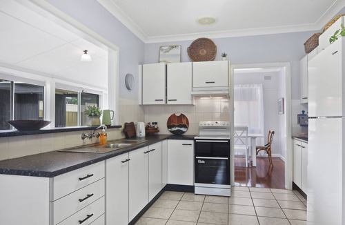 Harrington House | Holiday House a Short Level Walk to River, Pub and Club