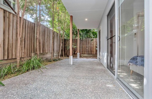 Moffat Beach House | Holiday Townhouse Moffat Beach