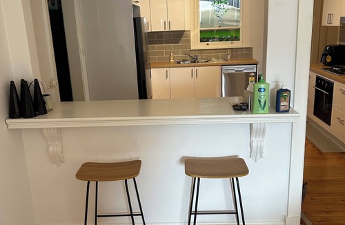 Seymour House | Holliday on Murray 114A Princes Hwy TailemBend